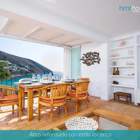 Apartment Luxury Penthouse Seaesta By Hmr Holidays *